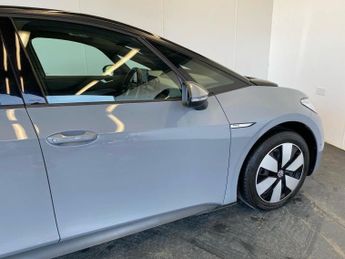 VOLKSWAGEN ID.3 Pro Performance 58Kwh Family Hatchback 5Dr Electric Auto (204 Ps