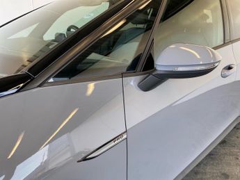 VOLKSWAGEN ID.3 Pro Performance 58Kwh Family Hatchback 5Dr Electric Auto (204 Ps