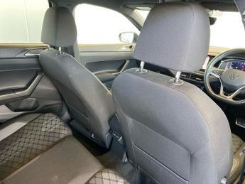 VOLKSWAGEN POLO 1.0 Tsi R-Line Hatchback 5Dr Petrol Dsg Euro 6 (S/S) (95 Ps)