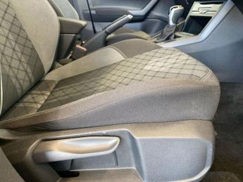 VOLKSWAGEN POLO 1.0 Tsi R-Line Hatchback 5Dr Petrol Dsg Euro 6 (S/S) (95 Ps)