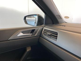 VOLKSWAGEN POLO 1.0 Tsi R-Line Hatchback 5Dr Petrol Dsg Euro 6 (S/S) (95 Ps)