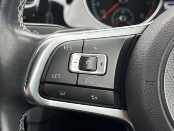 VOLKSWAGEN GOLF 1.5 Tsi Evo R-Line Hatchback 5Dr Petrol Dsg Euro 6 (S/S) (150 Ps