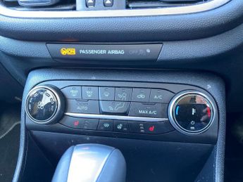 FORD Fiesta 1.0 Ecoboost Hbd Mhev 125 Titanium X 5Dr Auto