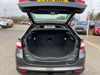 FORD MONDEO 2.0 Tdci Titanium Hatchback 5Dr Diesel Powershift Euro 6 (S/S) (