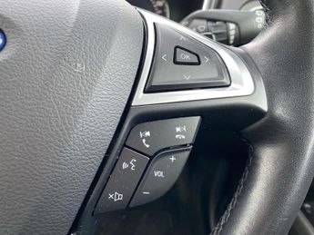 FORD MONDEO 2.0 Tdci Titanium Hatchback 5Dr Diesel Powershift Euro 6 (S/S) (