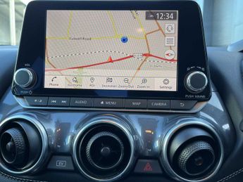 NISSAN JUKE 1.6 Hybrid N-Connecta 5Dr Auto