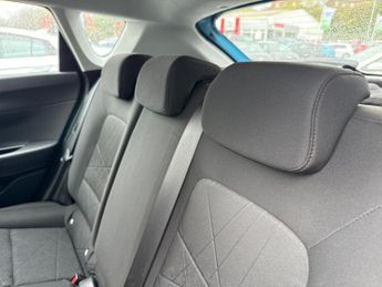 HYUNDAI BAYON 1.0 T-Gdi Mhev Se Connect Suv 5Dr Petrol Hybrid Dct Euro 6 (S/S)