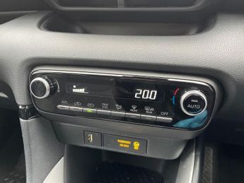 TOYOTA YARIS 1.5 Vvt-H Icon Hatchback 5Dr Petrol Hybrid E-Cvt Euro 6 (S/S) (1