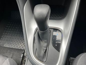 TOYOTA YARIS 1.5 Vvt-H Icon Hatchback 5Dr Petrol Hybrid E-Cvt Euro 6 (S/S) (1