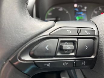 TOYOTA YARIS 1.5 Vvt-H Icon Hatchback 5Dr Petrol Hybrid E-Cvt Euro 6 (S/S) (1