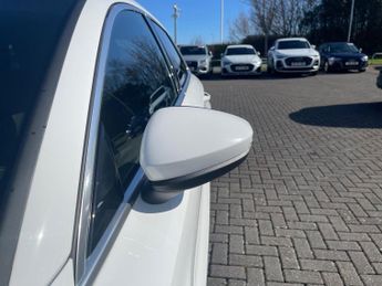 AUDI A3 1.5 Tfsi 35 S Line Sportback 5Dr Petrol S Tronic Euro 6 (S/S) (1