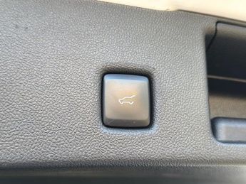 FORD KUGA 2.5H Duratec St-Line Edition Suv 5Dr Petrol Hybrid Cvt Euro 6 (S