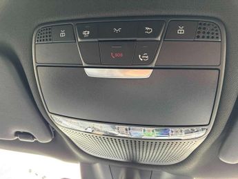 MERCEDES-BENZ EQC Eqc 400 300Kw Amg Line Edition 80Kwh 5Dr Auto