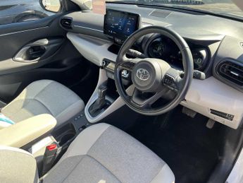 TOYOTA YARIS 1.5 Hybrid Excel 5Dr Cvt