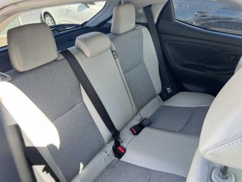 TOYOTA YARIS 1.5 Hybrid Excel 5Dr Cvt