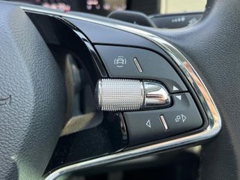 SKODA KAROQ 1.5 Tsi Act Se L Suv 5Dr Petrol Dsg Euro 6 (S/S) (150 Ps)