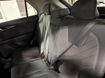 KIA NIRO 1.6H Gdi 2 Suv 5Dr Petrol Hybrid Dct Euro 6 (S/S) (139 Bhp)