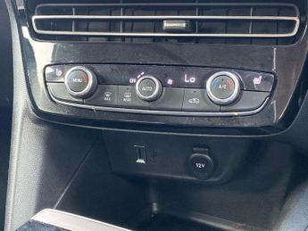 VAUXHALL MOKKA 50Kwh Elite Premium Suv 5Dr Electric Auto (136 Ps)