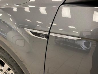 VOLKSWAGEN T-ROC 2.0 Tsi R-Line Suv 5Dr Petrol Dsg 4Motion Euro 6 (S/S) (190 Ps)