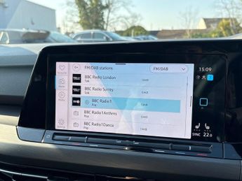 VOLKSWAGEN GOLF 1.5 Etsi Mhev Style Estate 5Dr Petrol Hybrid Dsg Euro 6 (S/S) (1