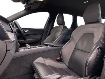 VOLVO XC60 2.0 B4D Plus Dark 5Dr Awd Geartronic