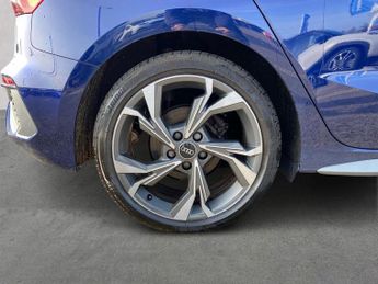 AUDI A3 1.0 Tfsi 30 S Line Sportback 5Dr Petrol S Tronic Euro 6 (S/S) (1