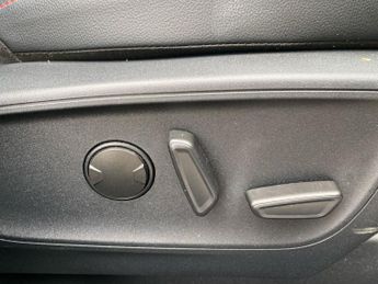 FORD KUGA 2.5 Duratec 14.4Kwh St-Line X Edition Suv 5Dr Petrol Plug-In Hyb