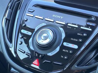 FORD B-MAX 1.0 Ecoboost 125 Titanium 5Dr