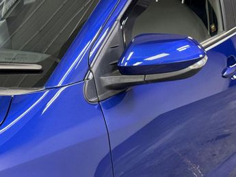 TOYOTA YARIS Yaris 1.5 Hybrid Design 5Dr Cvt Hatchback