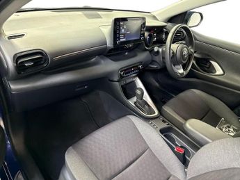 TOYOTA YARIS Yaris 1.5 Hybrid Design 5Dr Cvt Hatchback