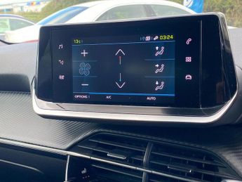 PEUGEOT 2008 100Kw Allure Premium+ 50Kwh 5Dr Auto