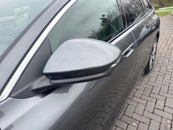 AUDI A6 100Kwh Performance S Line Estate 5Dr Electric Auto (367 Ps)