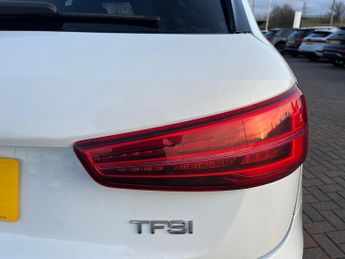 AUDI Q3 1.4 Tfsi Cod Black Edition Suv 5Dr Petrol S Tronic Euro 6 (S/S) 