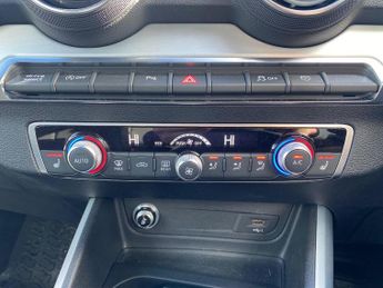 AUDI Q2 1.5 Tfsi Cod 35 S Line Suv 5Dr Petrol S Tronic Euro 6 (S/S) (150