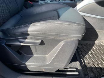 AUDI Q2 1.5 Tfsi Cod 35 S Line Suv 5Dr Petrol S Tronic Euro 6 (S/S) (150