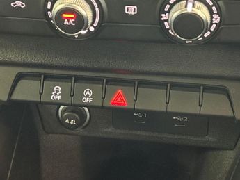 AUDI A1 1.0 Tfsi 30 Technik Sportback 5Dr Petrol S Tronic Euro 6 (S/S) (