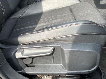 CUPRA LEON 1.4 Ehybrid 12.8Kwh Vz2 Design Edition Hatchback 5Dr Petrol Plug