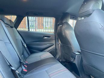 TOYOTA COROLLA 2.0 Vvt-I Hybrid Gr Sport 5Dr Cvt