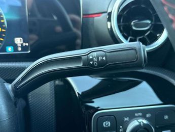 MERCEDES-BENZ A CLASS A200 Amg Line 5Dr Auto