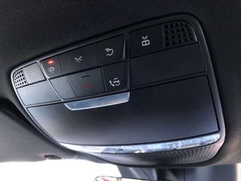 MERCEDES-BENZ GLC Glc 300De 4Matic Amg Line Premium 5Dr 9G-Tronic