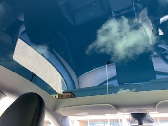 TESLA MODEL Y (Dual Motor) Long Range Suv 5Dr Electric Auto 4Wde (384 Bhp)