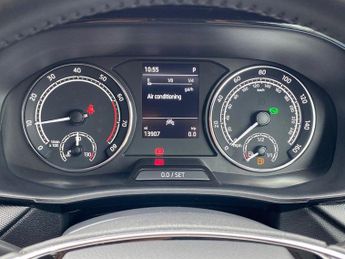 SKODA FABIA 1.0 Tsi Se Comfort Hatchback 5Dr Petrol Dsg Euro 6 (S/S) (110 Ps