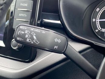 SKODA FABIA 1.0 Tsi Se Comfort Hatchback 5Dr Petrol Dsg Euro 6 (S/S) (110 Ps