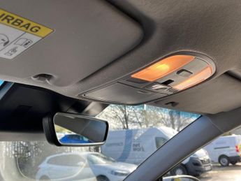 HYUNDAI KONA 64Kwh Premium Suv 5Dr Electric Auto (10.5Kw Charger) (204 Ps)