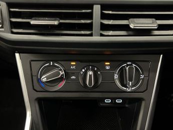 VOLKSWAGEN POLO 1.0 Evo Life Hatchback 5Dr Petrol Manual Euro 6 (S/S) (80 Ps)