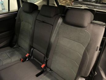 VOLKSWAGEN TIGUAN ALLSPACE 1.5 Tsi Elegance Suv 5Dr Petrol Dsg Euro 6 (S/S) (150 Ps)
