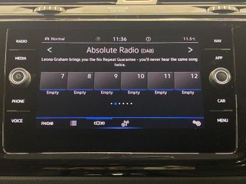 VOLKSWAGEN TOURAN 1.5 Tsi Evo Sel Mpv 5Dr Petrol Dsg Euro 6 (S/S) (150 Ps)