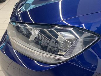 VOLKSWAGEN TOURAN 1.5 Tsi Evo Sel Mpv 5Dr Petrol Dsg Euro 6 (S/S) (150 Ps)