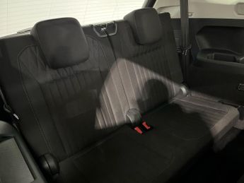 VOLKSWAGEN TIGUAN ALLSPACE 1.5 Tsi Life Suv 5Dr Petrol Dsg Euro 6 (S/S) (150 Ps)