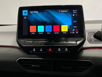 VOLKSWAGEN ID.3 Pro Performance 58Kwh Family Hatchback 5Dr Electric Auto (204 Ps